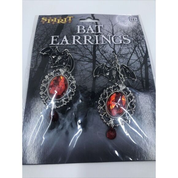 Spirit Halloween Vampiress Accessory Pieces. Bat Earrings,Hair Clip,& More - Picture 8 of 16
